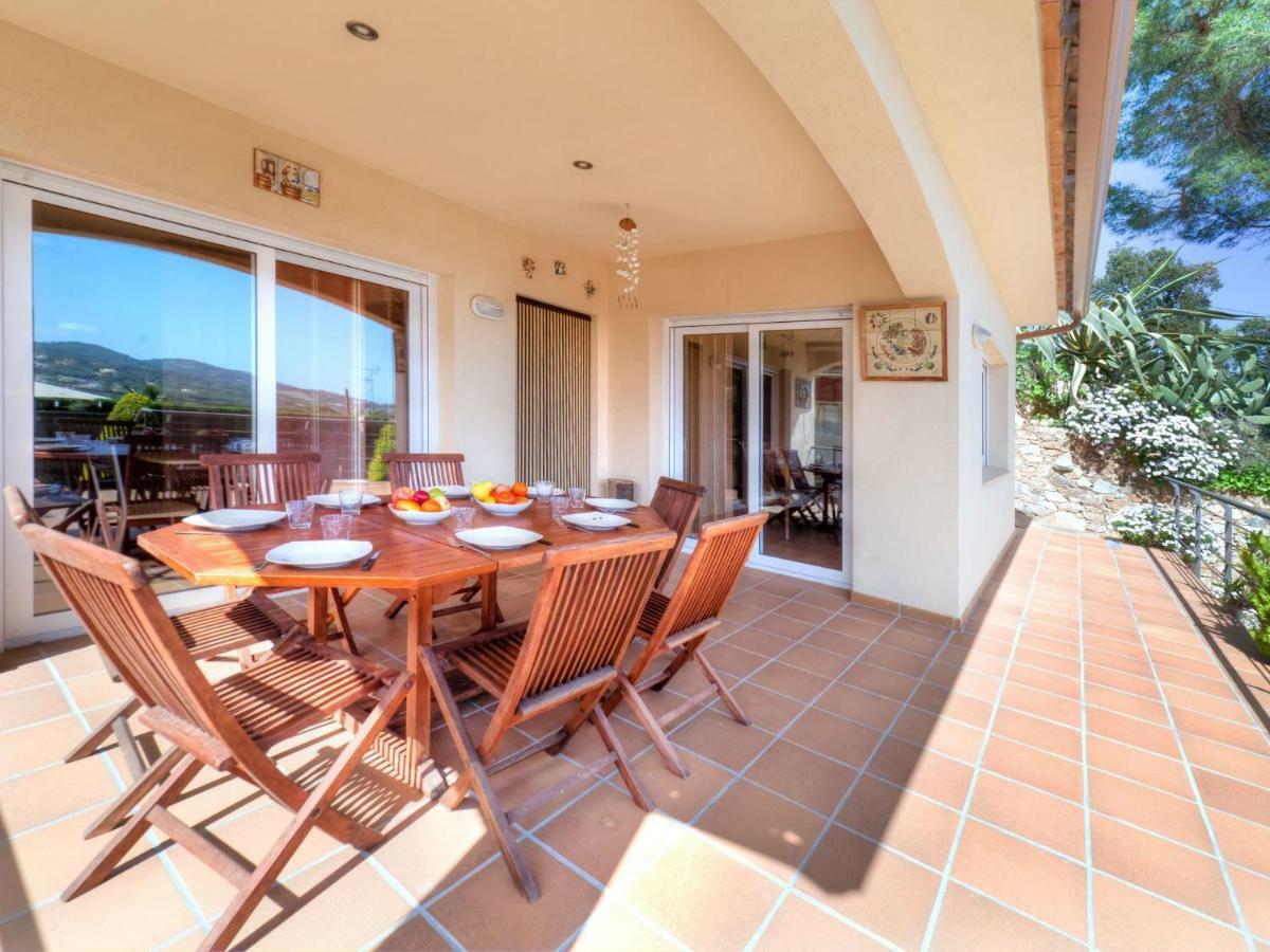 Holiday Home Mas Ambros By Interhome Калонжа Екстер'єр фото
